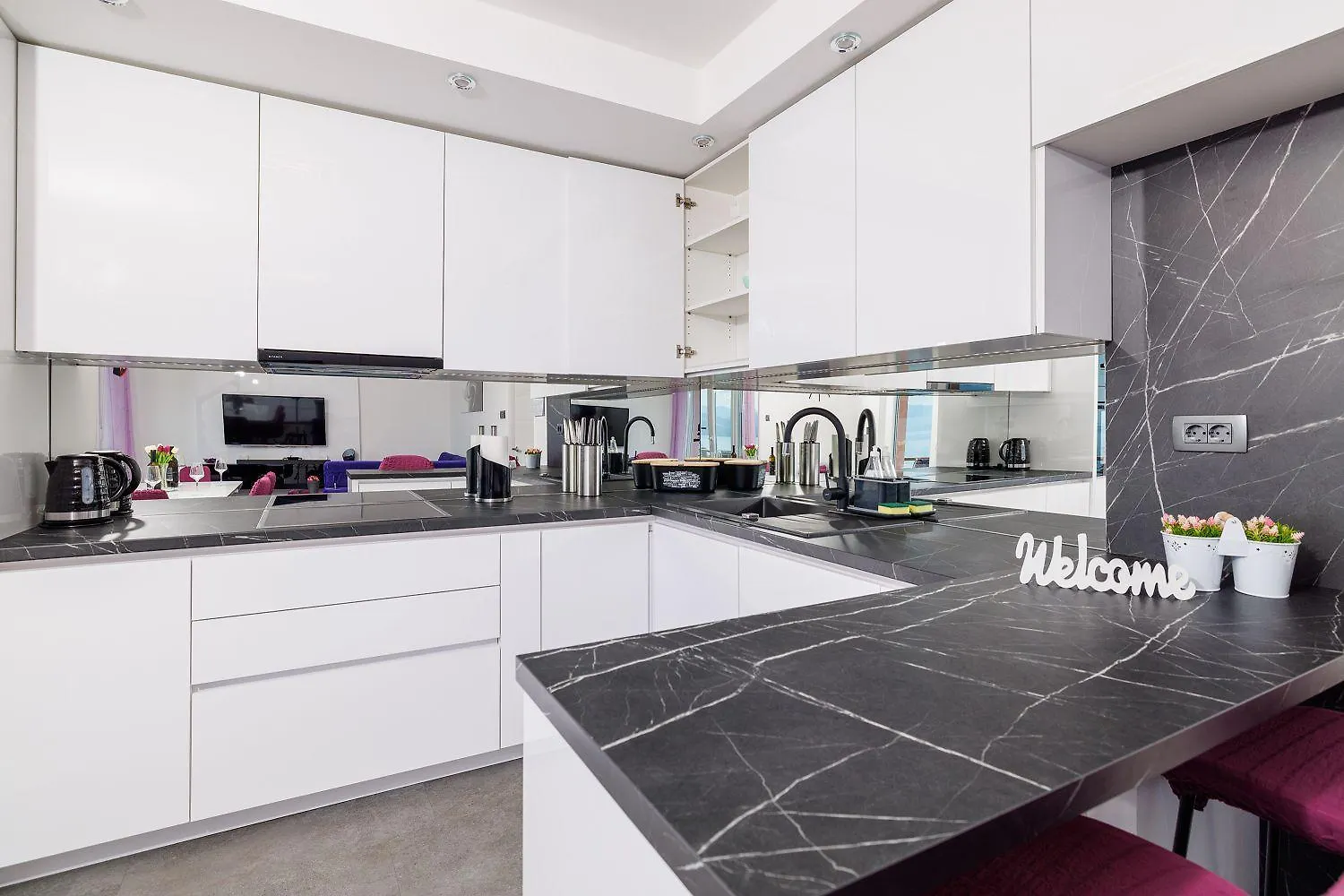 Modernes Apartment Nur 300 Meter Zum Strand Mit Meerblick, Waschmaschine, Trockner, Grill Novi Vinodolski Croatia