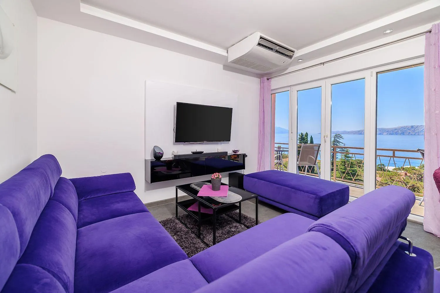 Modernes Apartment Nur 300 Meter Zum Strand Mit Meerblick, Waschmaschine, Trockner, Grill Novi Vinodolski