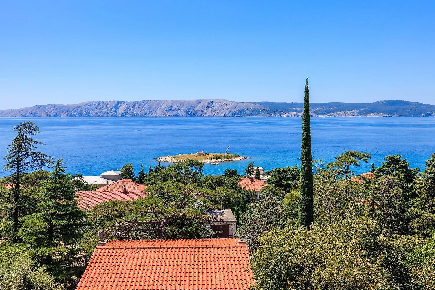 Modernes Apartment Nur 300 Meter Zum Strand Mit Meerblick, Waschmaschine, Trockner, Grill Novi Vinodolski 0*,  Croatia
